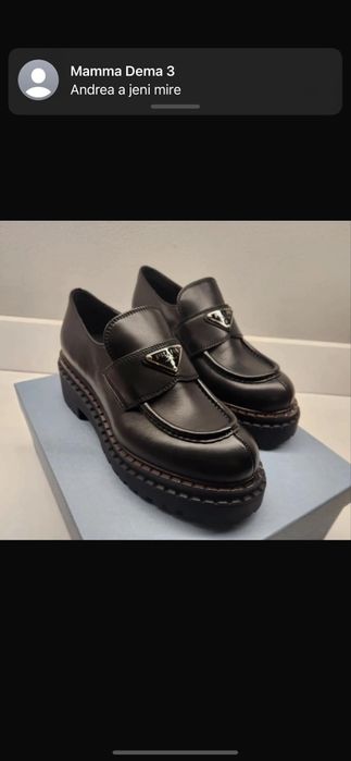 Loafers Prada impecabili