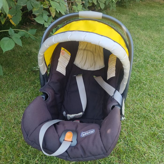 Автолюлька , автокресло Chicco, Чико для новорожденных.