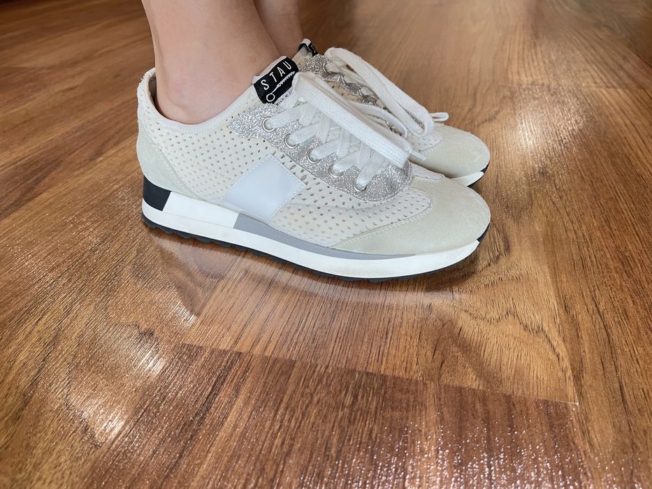 Кроссовки фирмы Stau, 36 размер