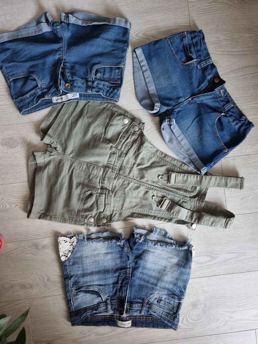 Къси гащи и гащеризон за момиче