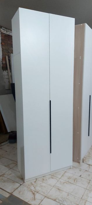 стол и 4 табуретки цена с доставкой 30000 есть шкаф