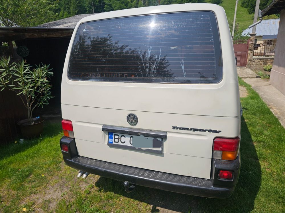 Vw transporter 8+1, motor 1.9 TDI, unic proprietar in Romania