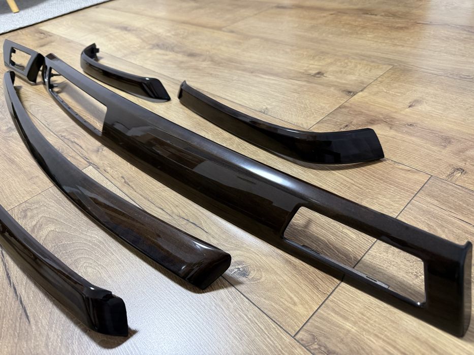 Trimuri mahon BMW E90 facelift