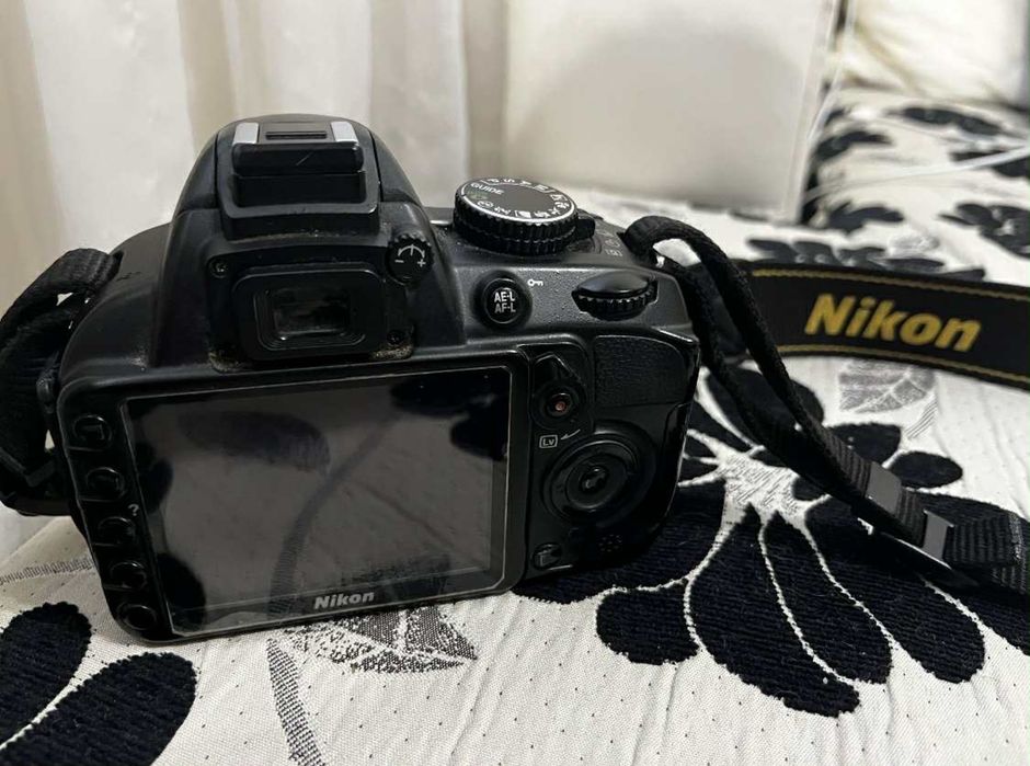 Фотоапарат Nikon D3100