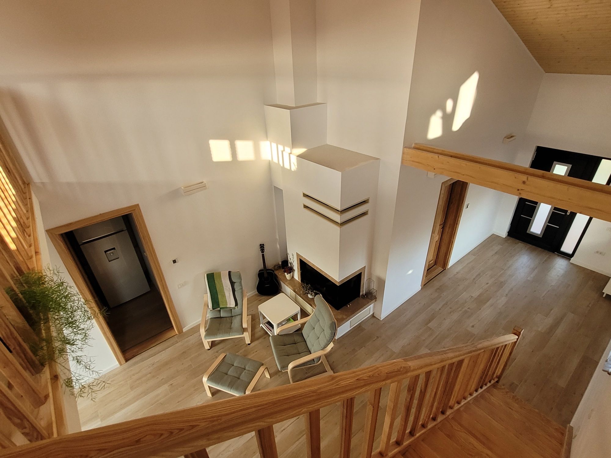 Casa si garaj cu teren 500 mp Tocile Sibiu