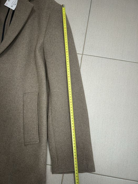 Palton Zara, nou cu eticheta