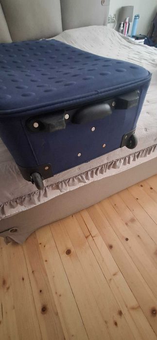 Куфар за път, среден размер