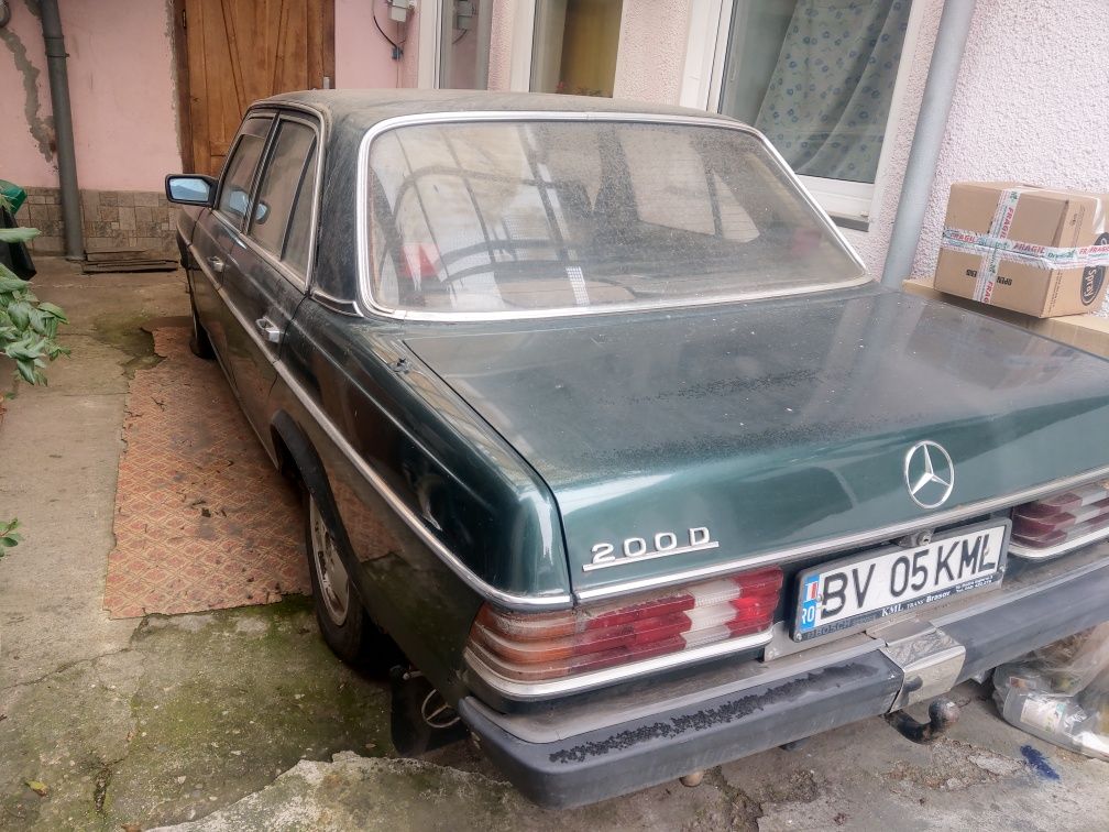 Mercedes W 123  Cobra