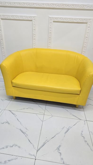 Продаю Диваны 2 шт