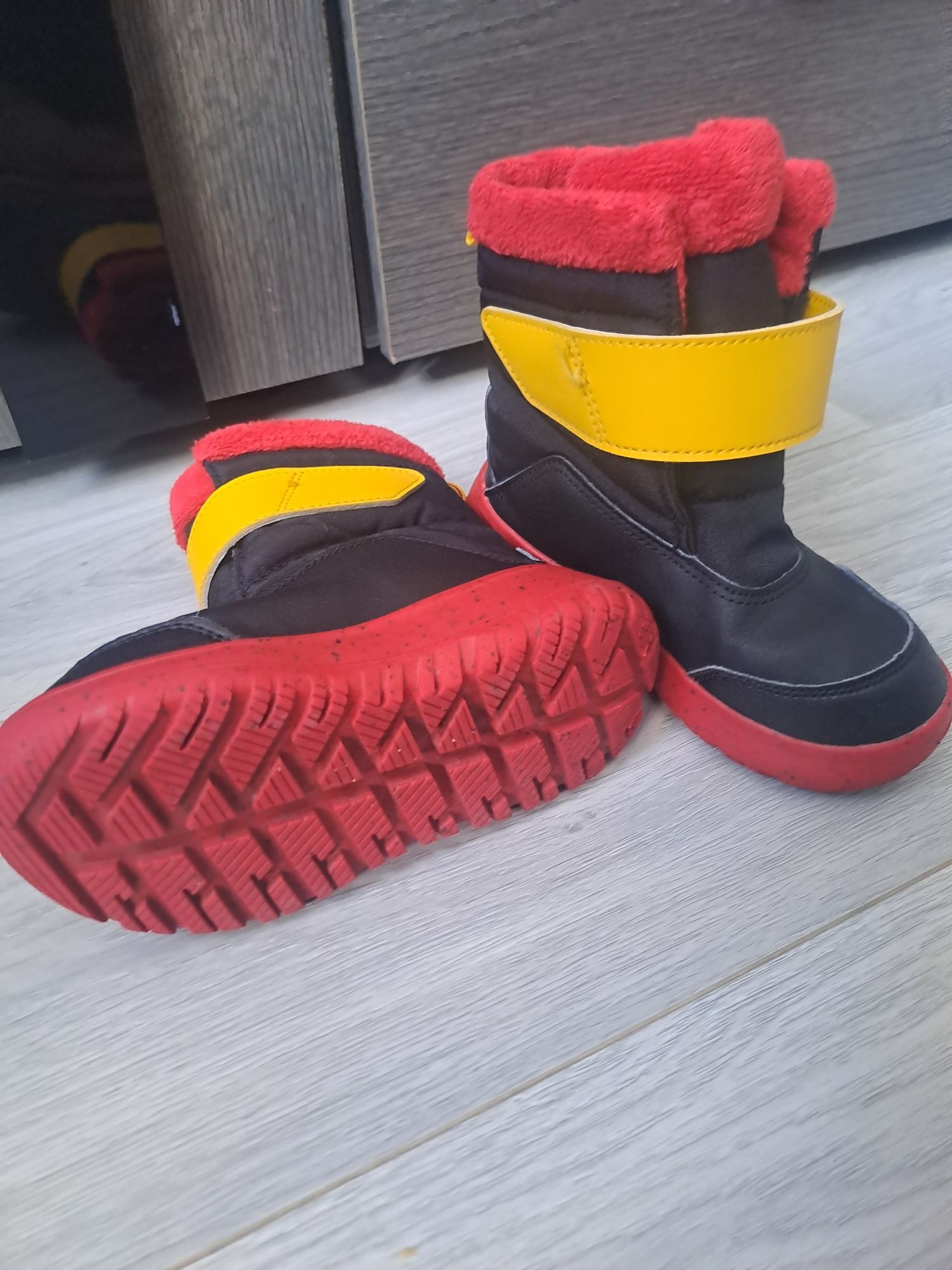 Детски зимни обувки Adidas