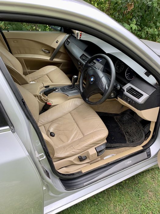 Dezmembrez bmw 525d e60