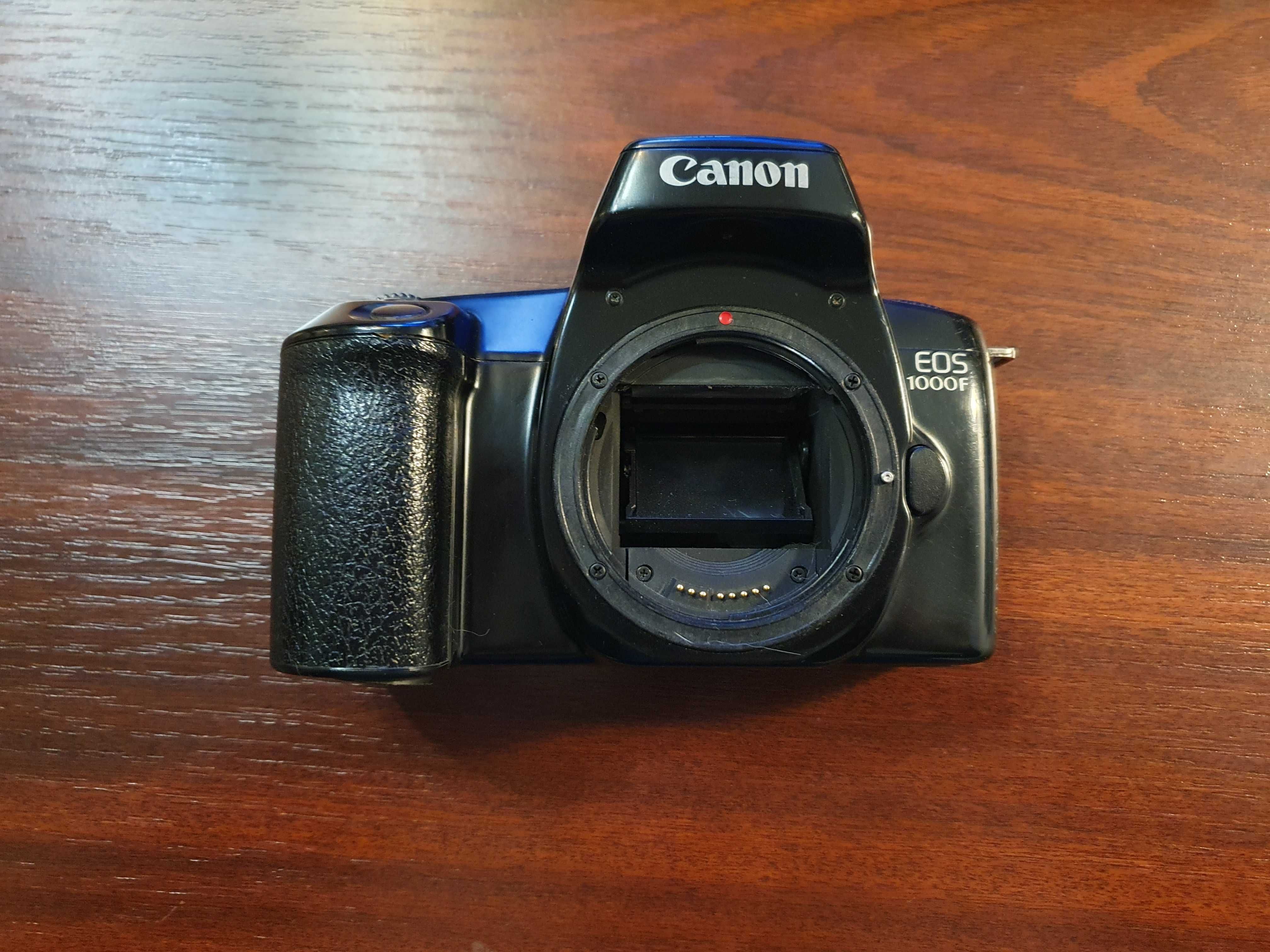 Camera foto Canon 1000F