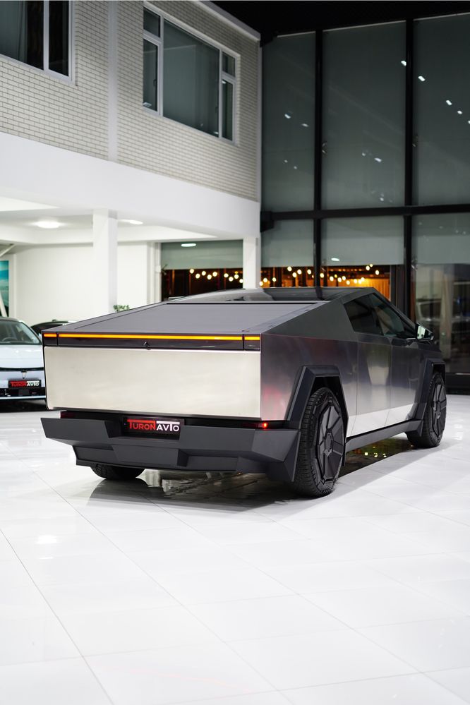 Tesla Cybertruck Foundation