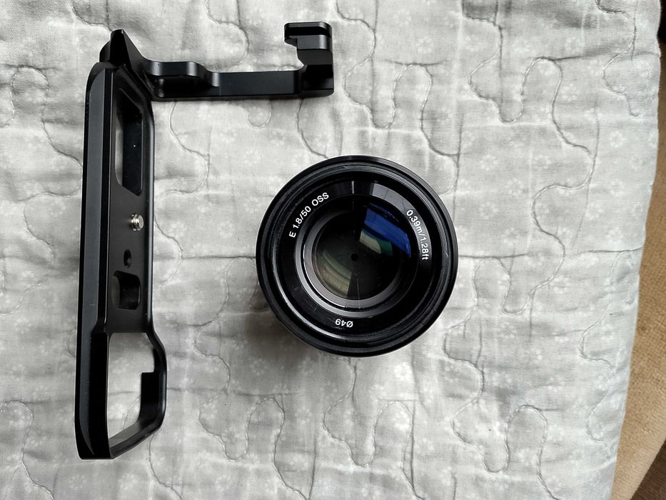 Sony A7 III (camouflage)+50mm 1.8