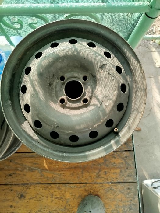 Штампованные диски, доставки нету