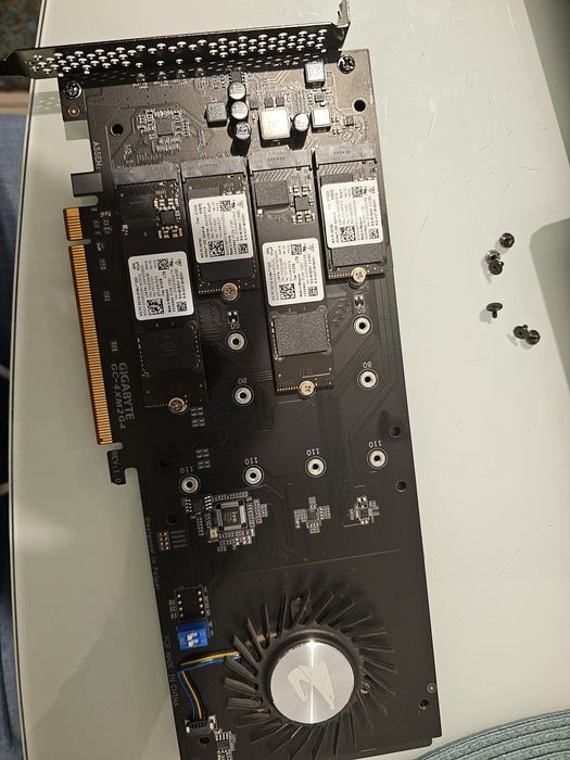 Placa Expansiune 4 x ssd m2 512gb