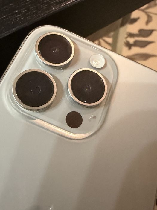 Vand iPhone 15 Pro 256 GB Titanium 5G