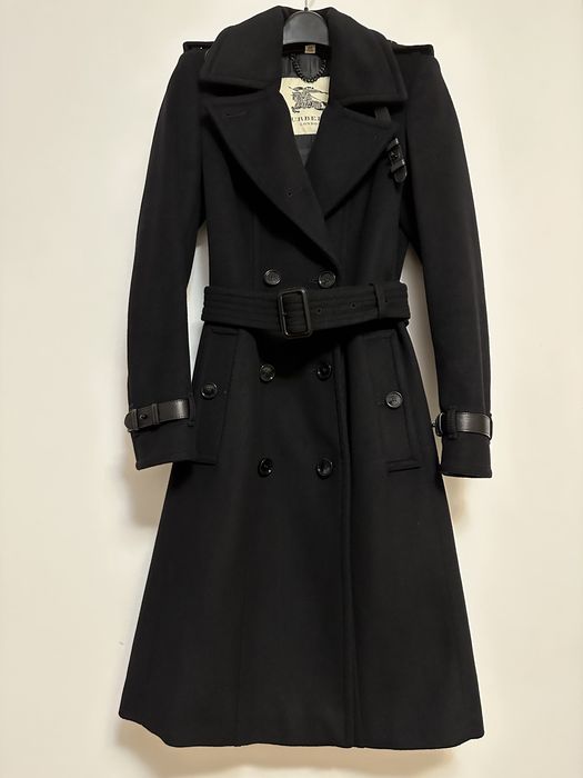 Palton Burberry negru