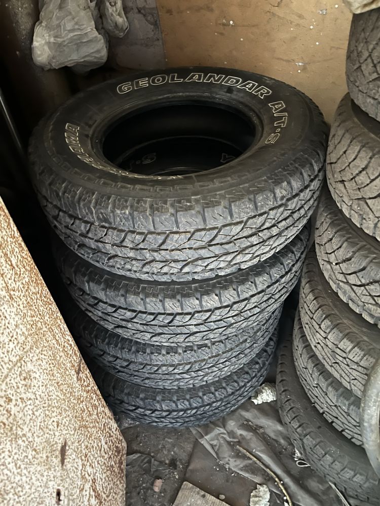 Шины yokohama geolander a/t  235 75 r 15