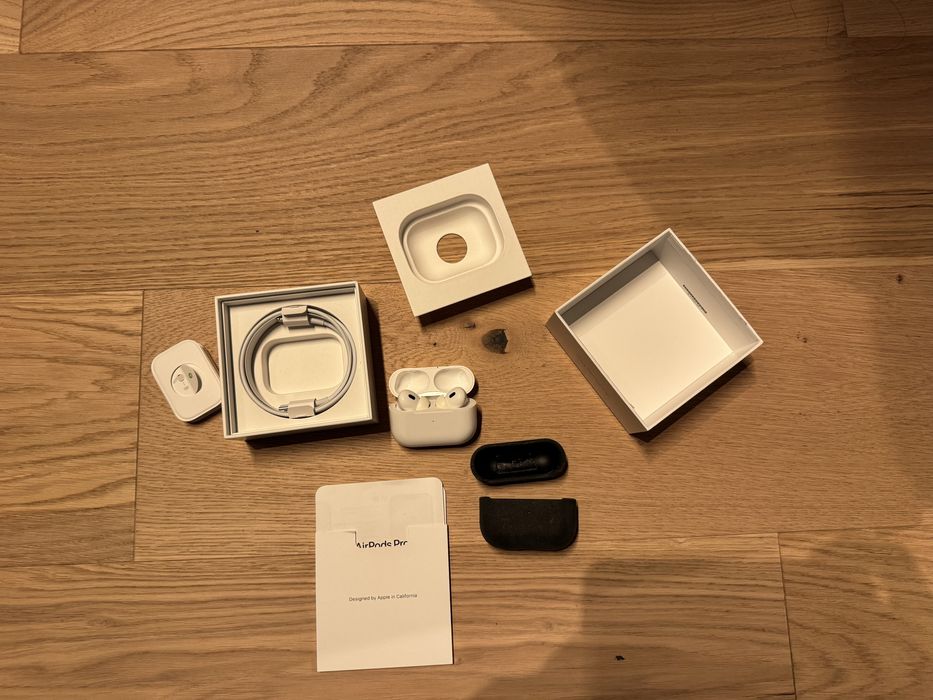 Оригинални слушалки Apple Airpods Pro 2