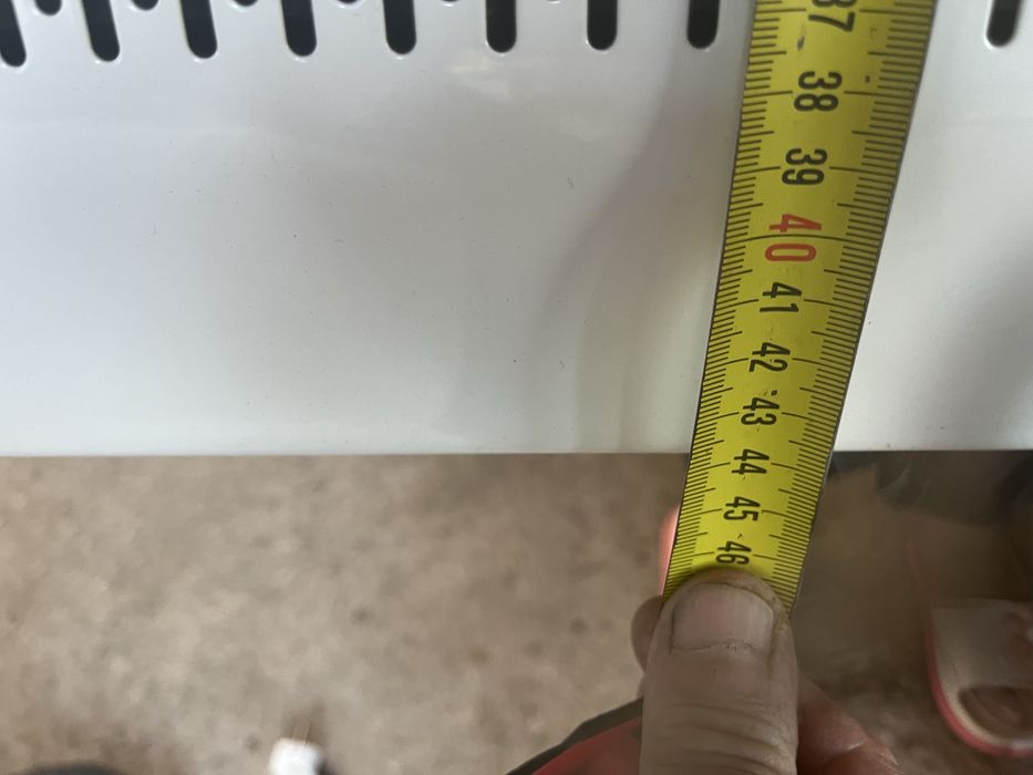 Продавам 2 радиатора голем и малък