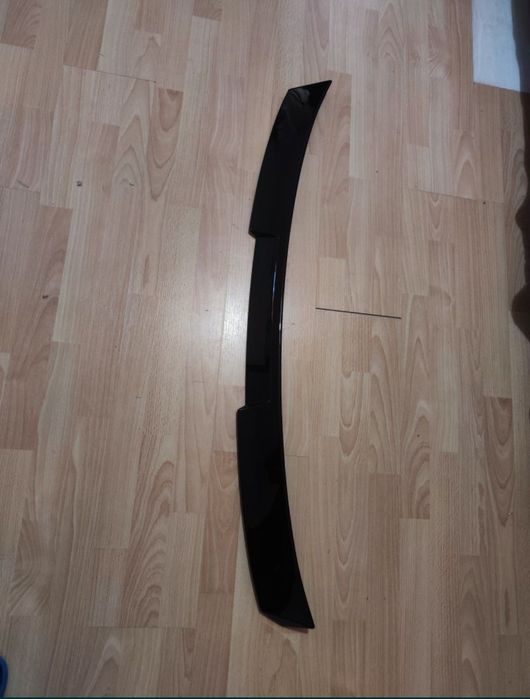 Eleron lip spoiler luneta BMW Seria 5 F10 model M4 vopsit negru lucios