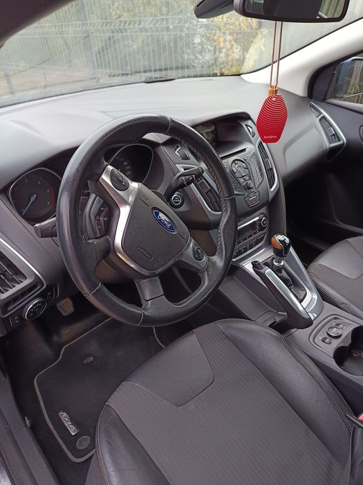 Vând Ford focus an 2012 motor 1.7 Diesel