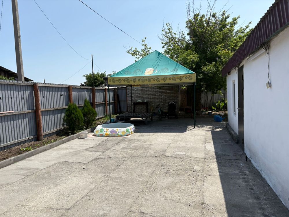 Продается дом 5х комнатная  в Центре города