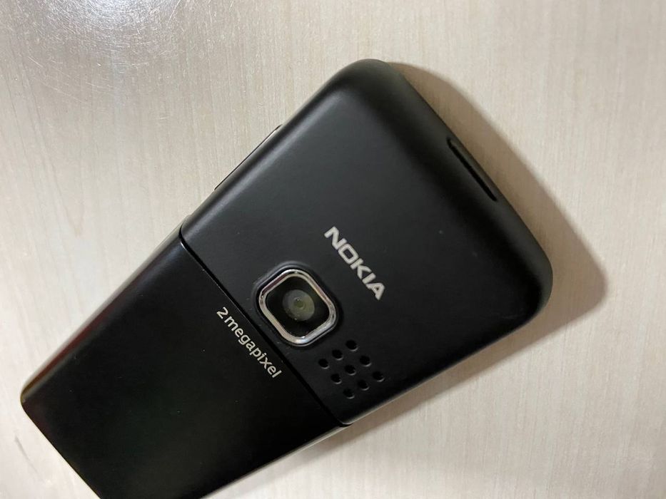 Assalom alekum telefonlar sotiladi Original Nokia 6300 Qora Oq Silver