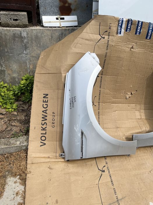 Renault Megane 2018 десен калник и ляв калник