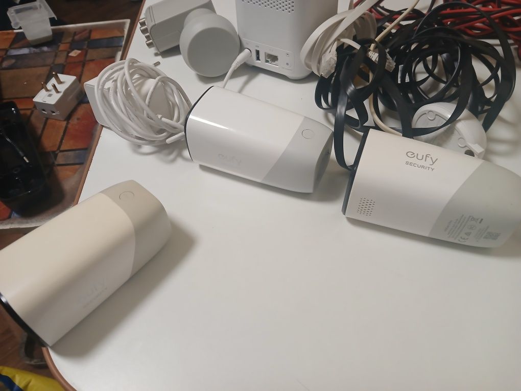 Camere de securitate eufy