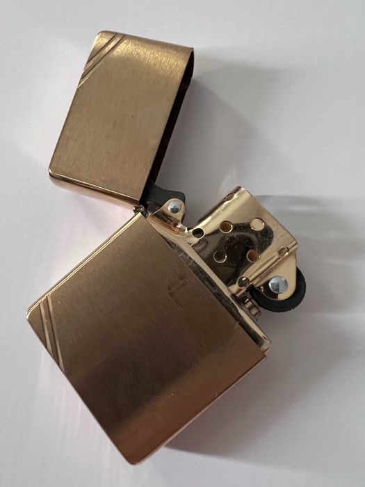 Запалка Zippo Vintage - Brushed Brass, Gold