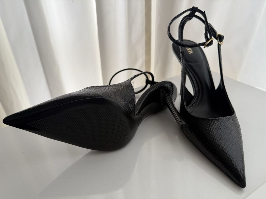 Дамски обувки на ток Zara