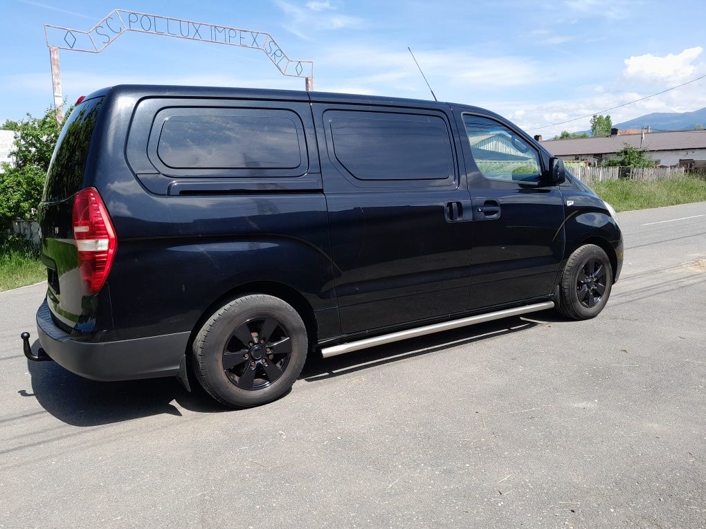 Autoutilitara, buz, microbus stil Vito Hyundai H1 2008 2.5 D 170 cp în