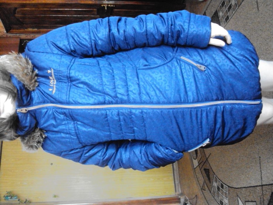 Куртка на холодную весну-осень. На 11-13 лет.