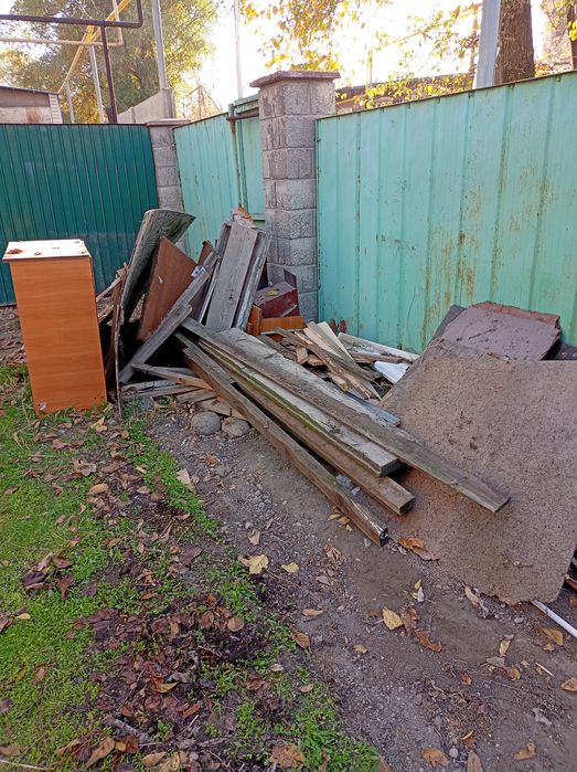 Дрова бесплатно отдам