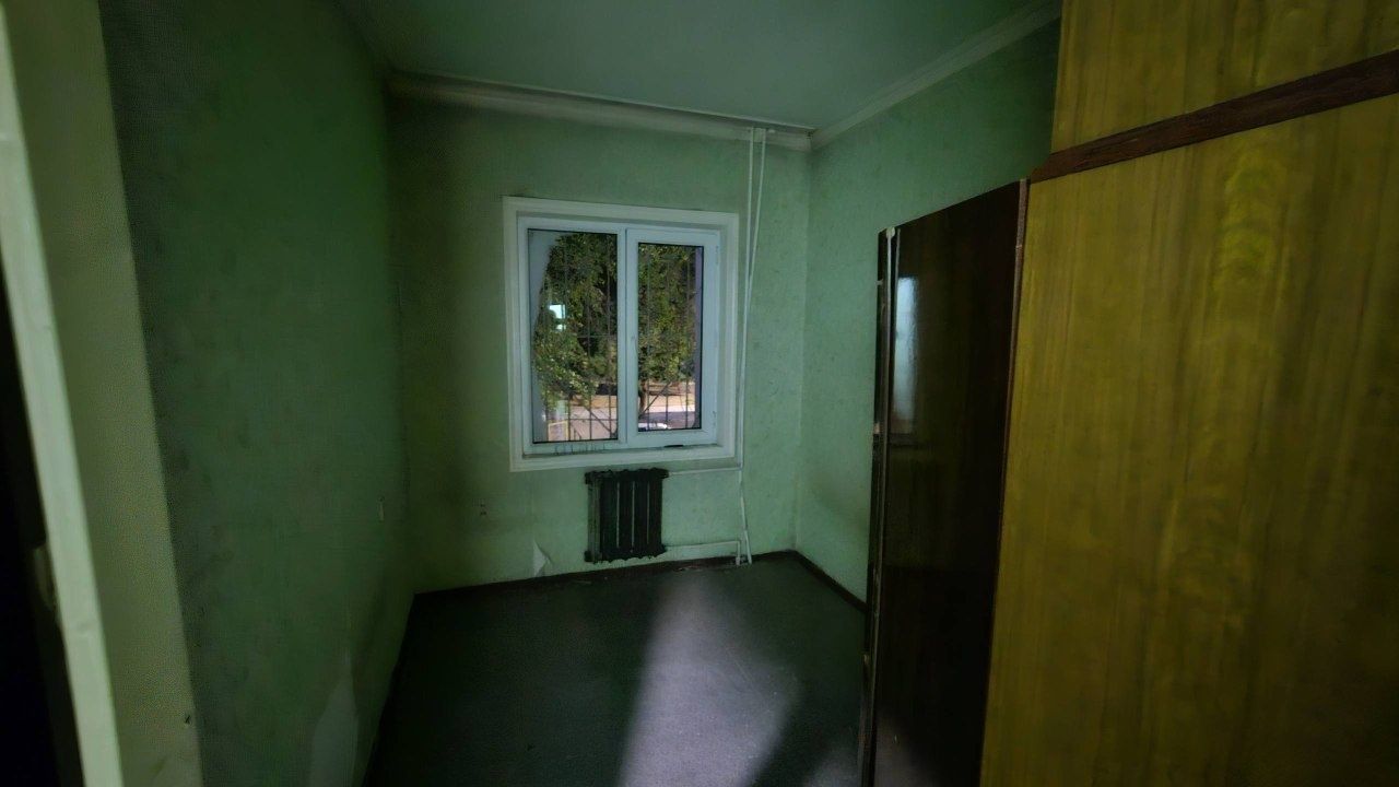 Срочно сотилади Сергели дустлик1 .2/2/5  без ремонт 2×6 балкон мактаб