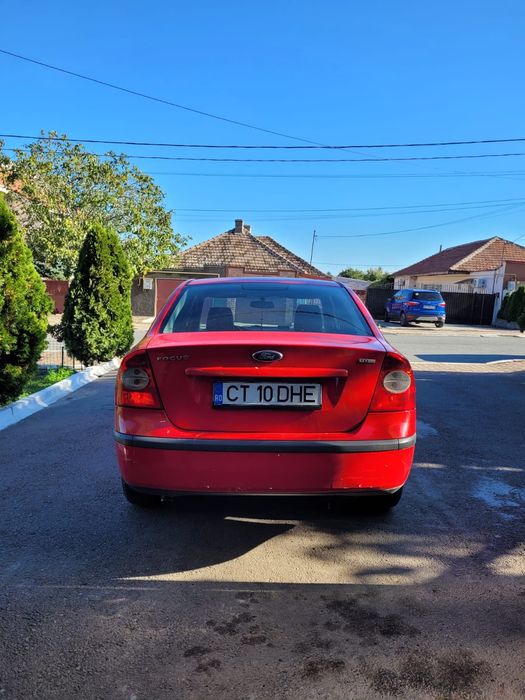 Vând Ford focus 1.6
