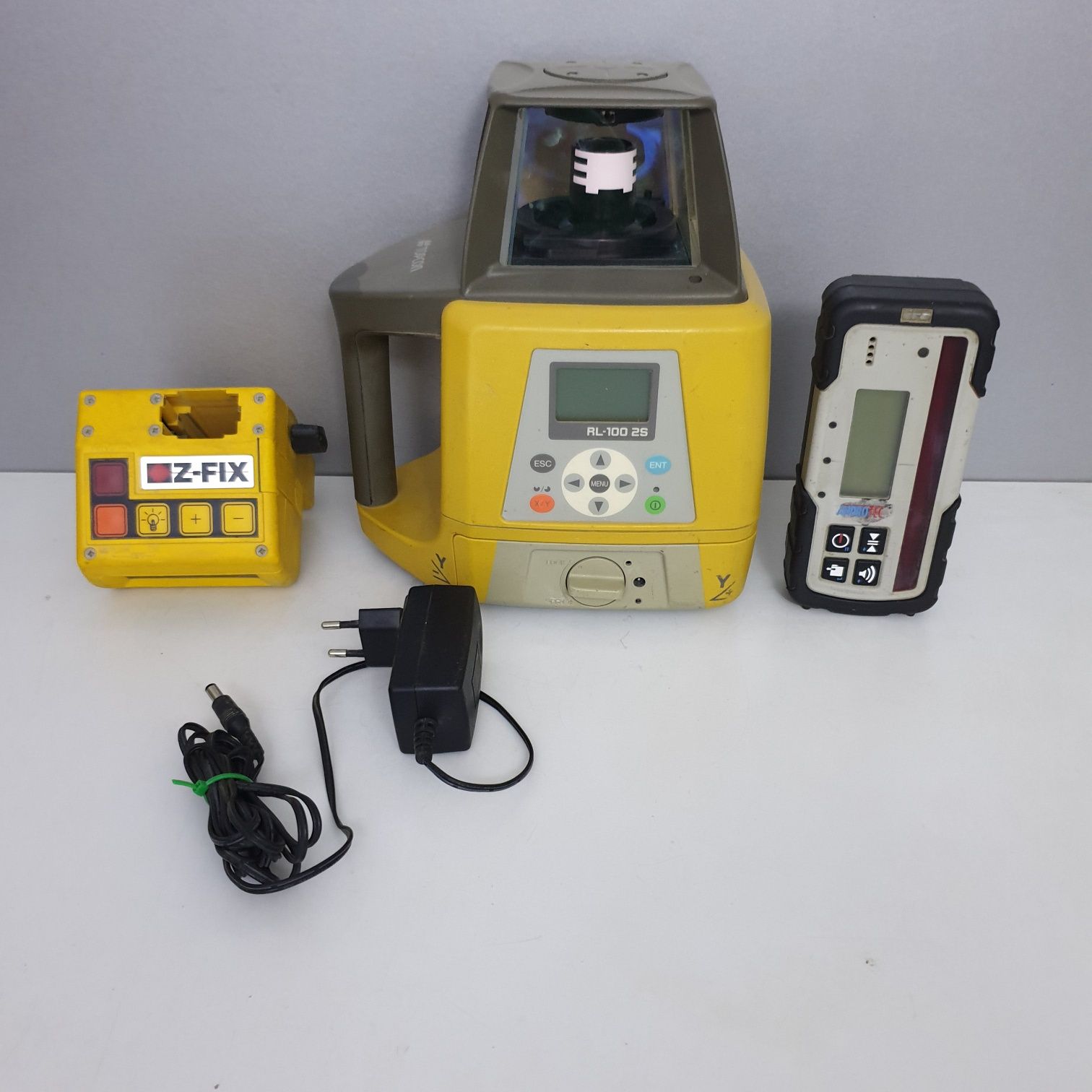 Topcon RL-100 2S Laser rotativ orizontal Made in Japan