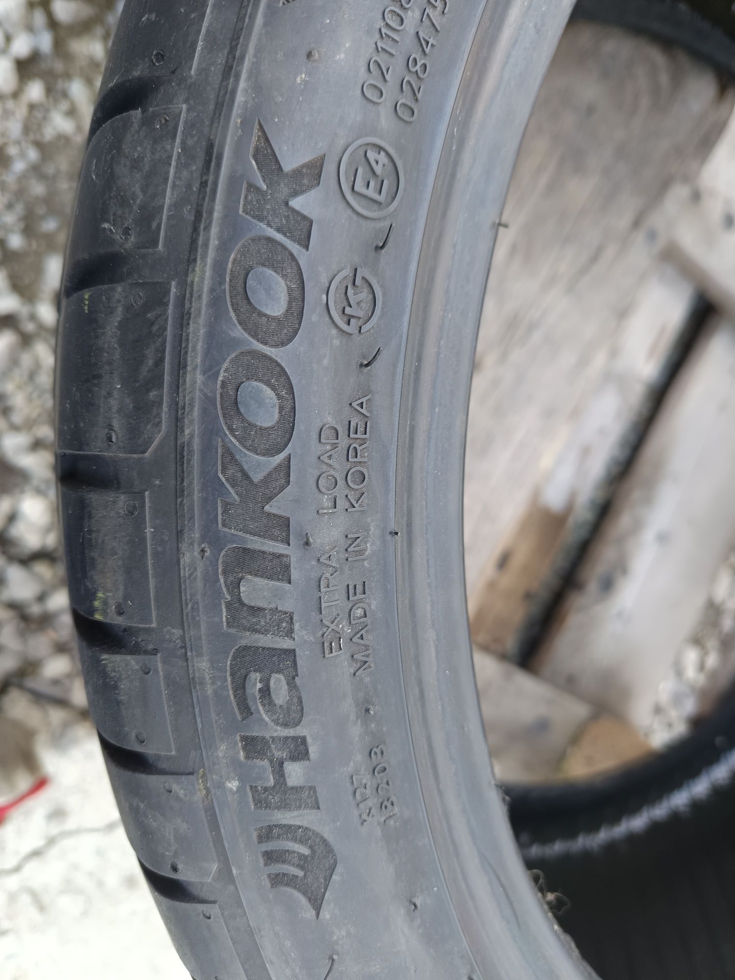 255 35 ZR 18 Hankook Дот4019