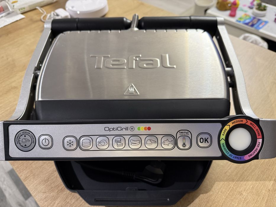 Gratar electric Tefal OptiGrill+