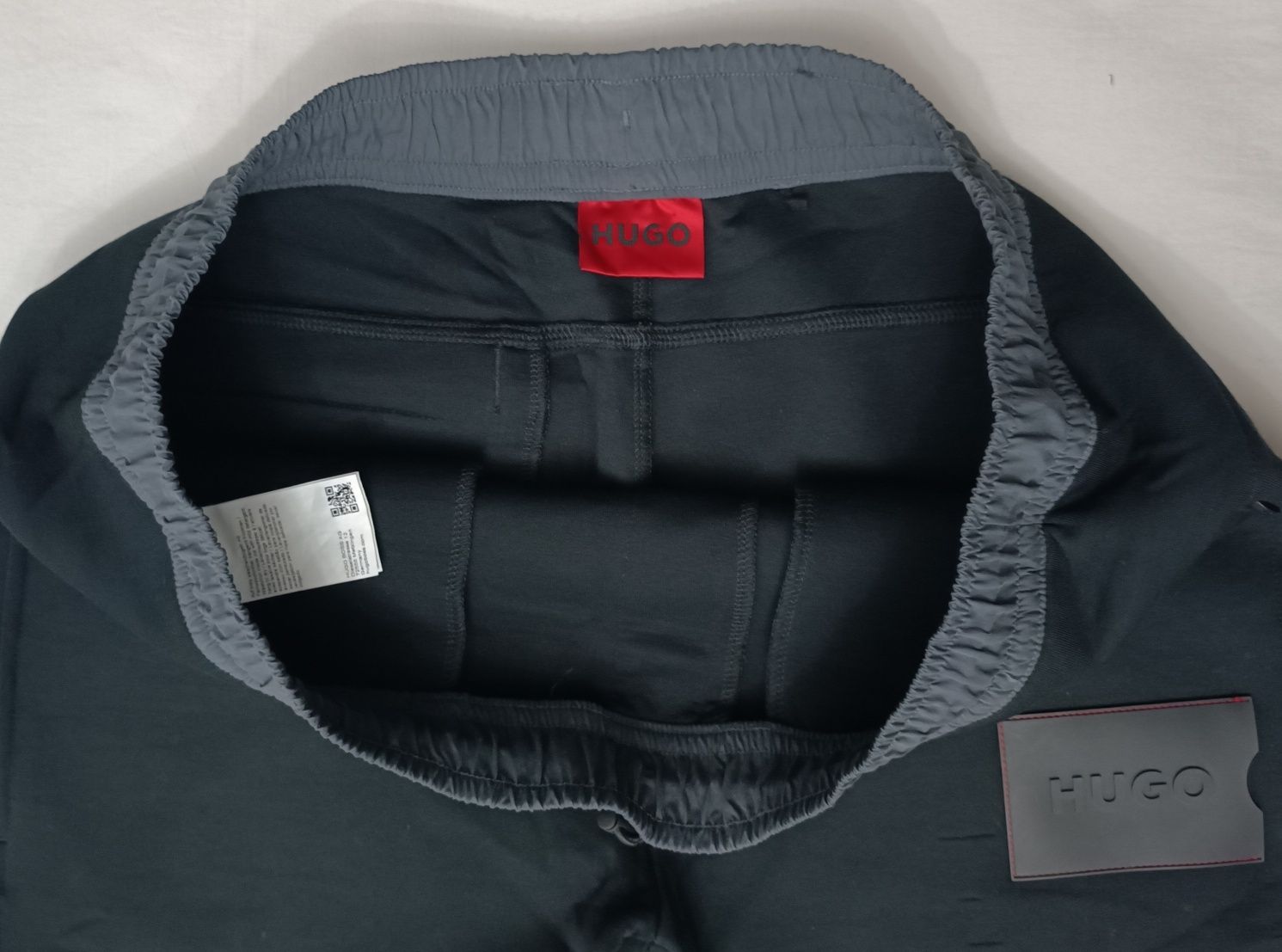 Hugo Boss Destaro Pants оригинално долнище M Бос долница долно