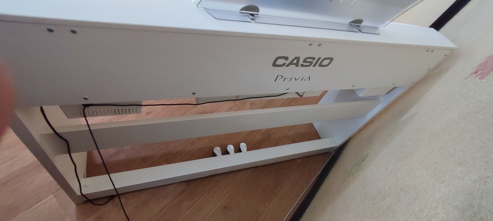 Продается пианино CASIO Privia PX-750