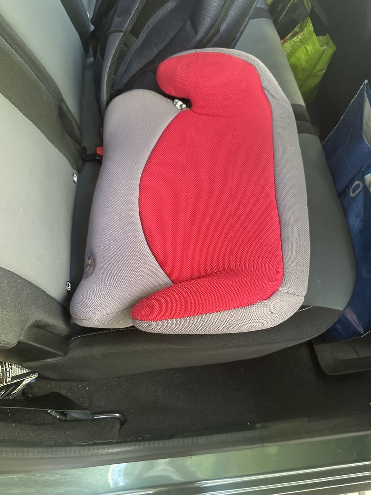 Inaltator bancheta auto copil
