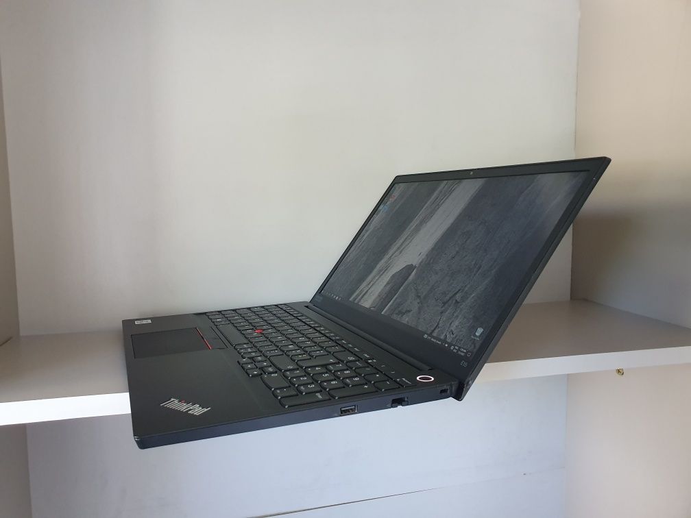 Laptop Lenovo ThinkPad E15 2021, Intel i5-4.2GHz, 16GRAM, SSD 256, 11h