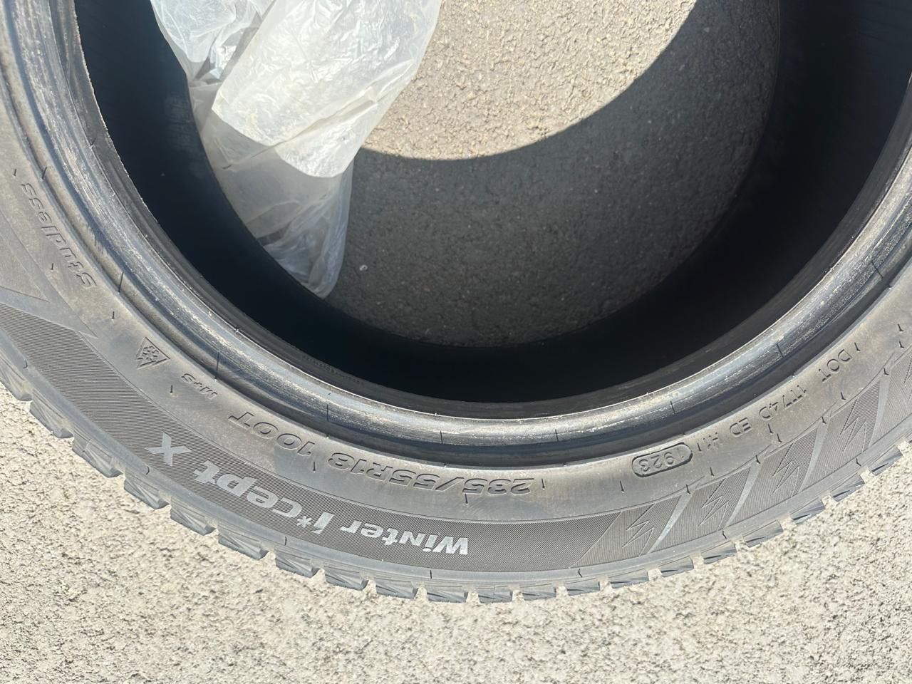 Hankook Winter i*cept X RW10 235/55 R18 100T без шипов (б/у)