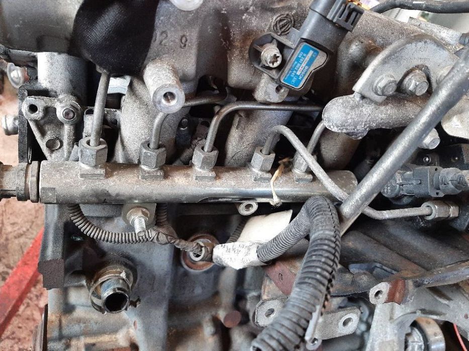 Rampa injectoare 1.9 d fiat bravo croma multipla stilo alfa romeo 147 159 0445214095 55209572