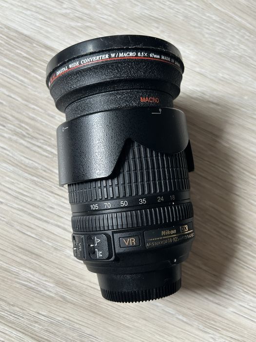 Объектив Nikon 18-105мм