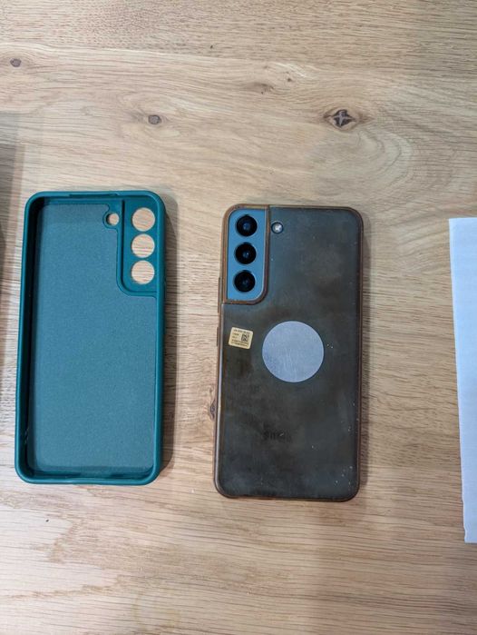 За части - Samsung s22 - ЗА ЧАСТИ