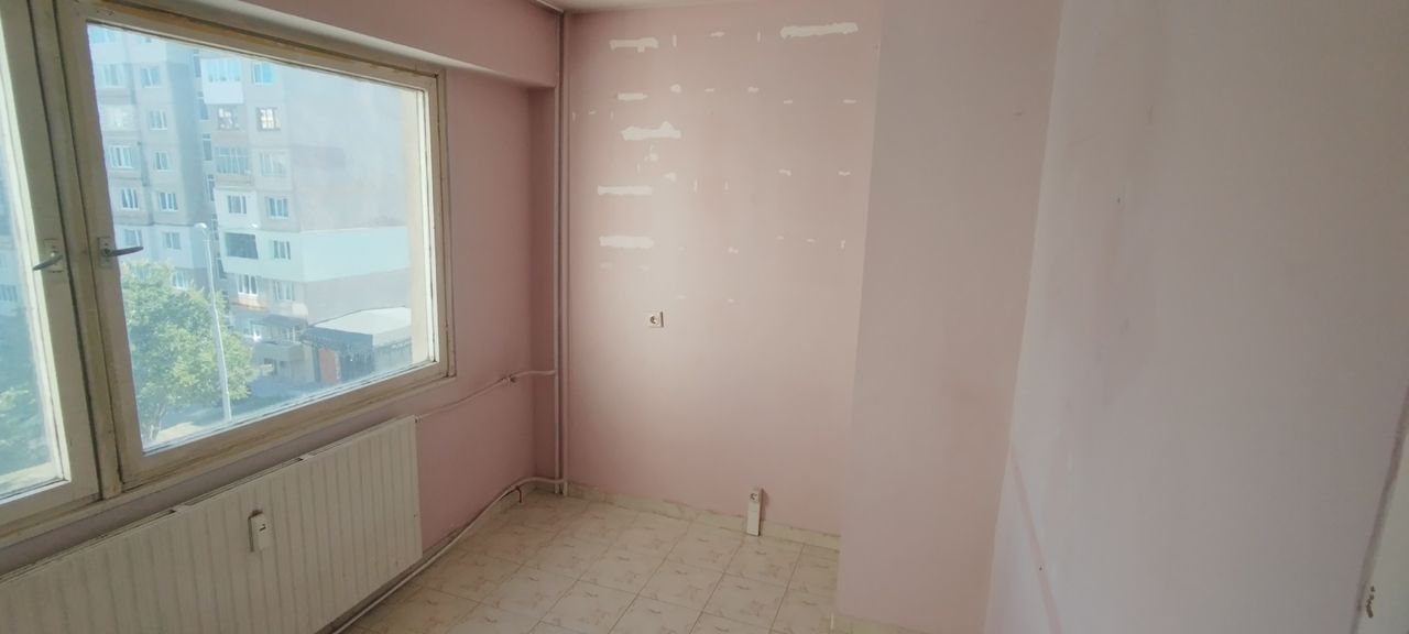 Продава се Едностаен апартамент в Перник, Ладовица - 46 кв.м за 1220 €/кв.м - Снимка #9